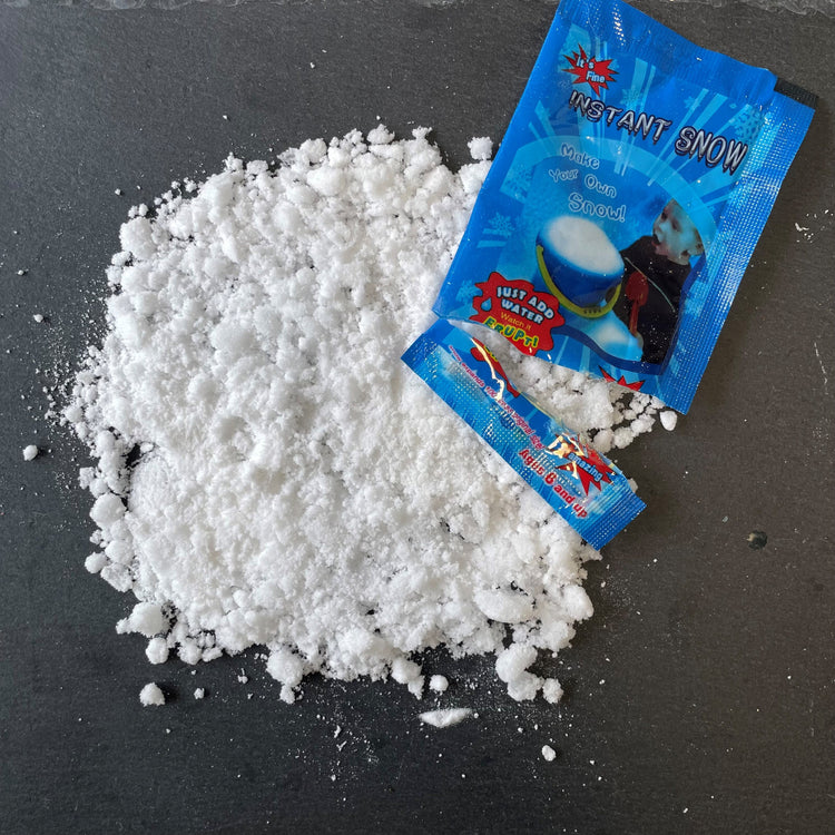 Magic Fake Snow Christmas Decoration Instant Artificial Powder Just Add Water 8g