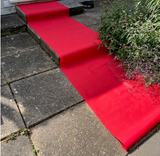 Red carpet outside floow runner